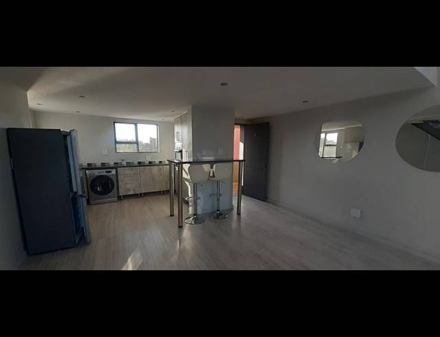 1 BEDROOM APARTMENT FOR SALE IN ROOIHUISKRAAL NORTH